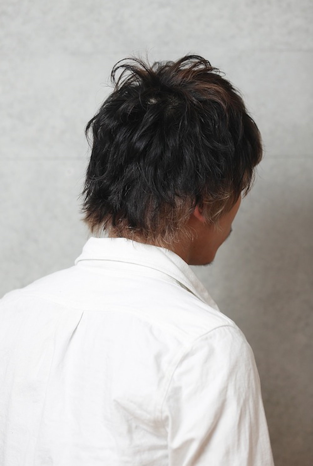 メンズウルフヘアスタイル（バック）