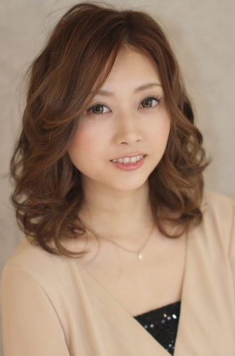 大人の色香ヘアスタイル（正面）